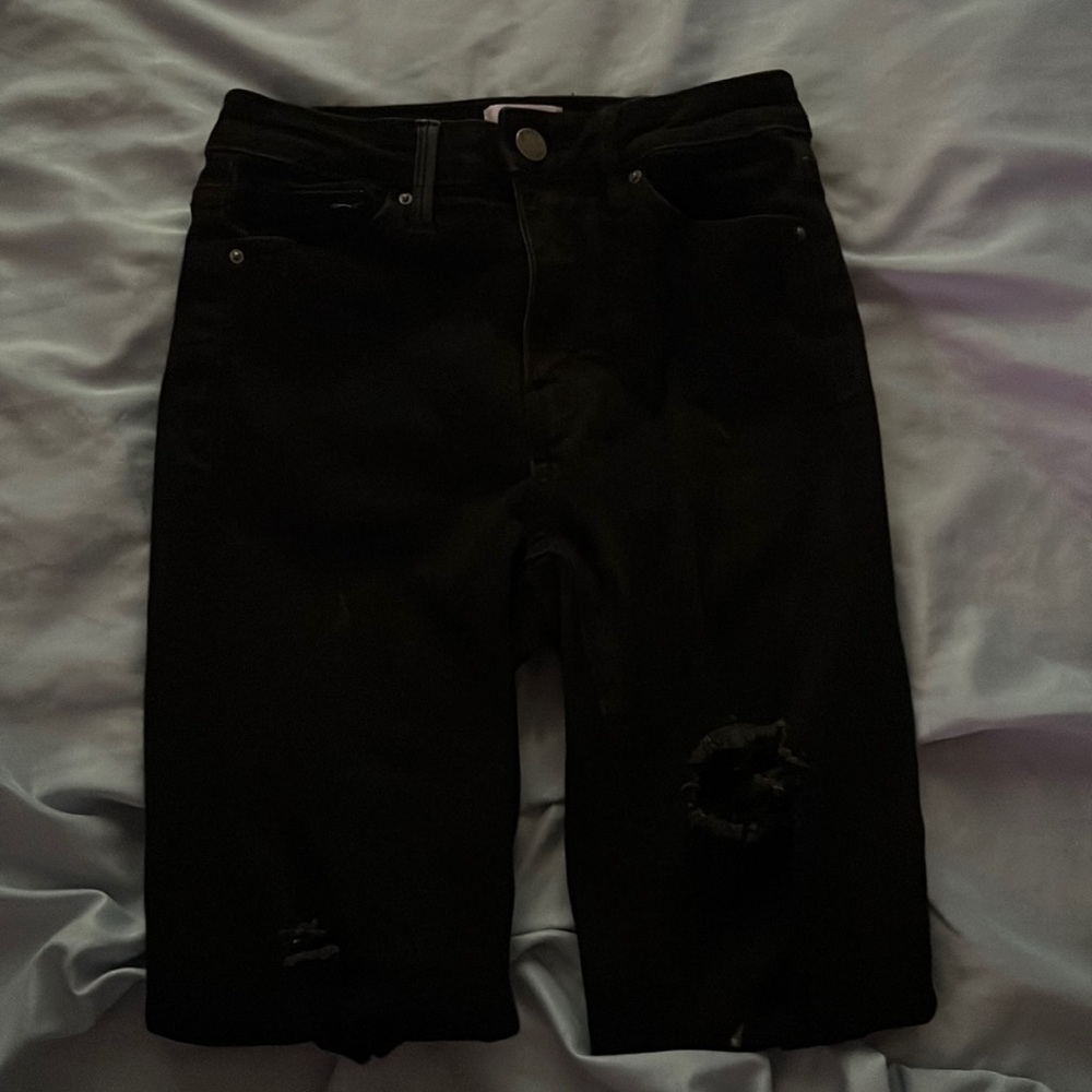 Black skinny ripped jeans girls